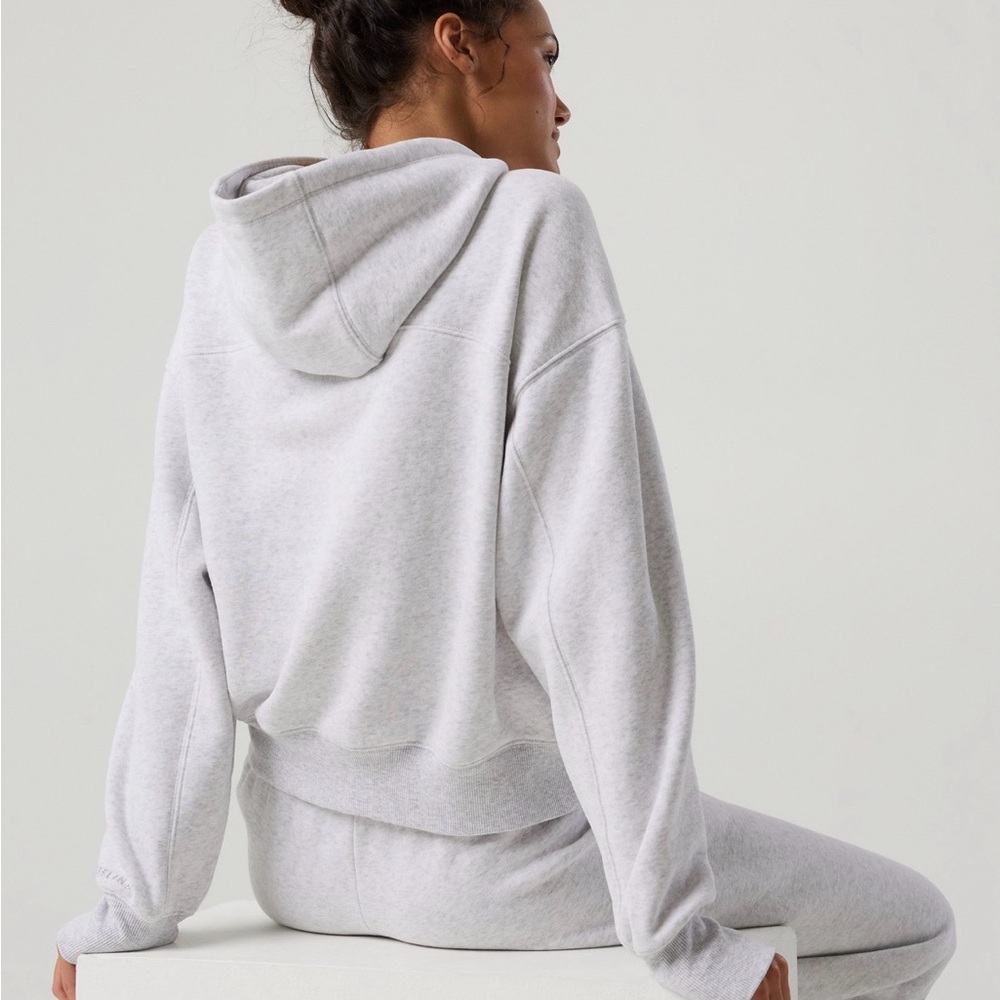 NWOT Offline by Aerie Cloud Fleece Classic Hoodie - gray - S - Picture 2 of 6